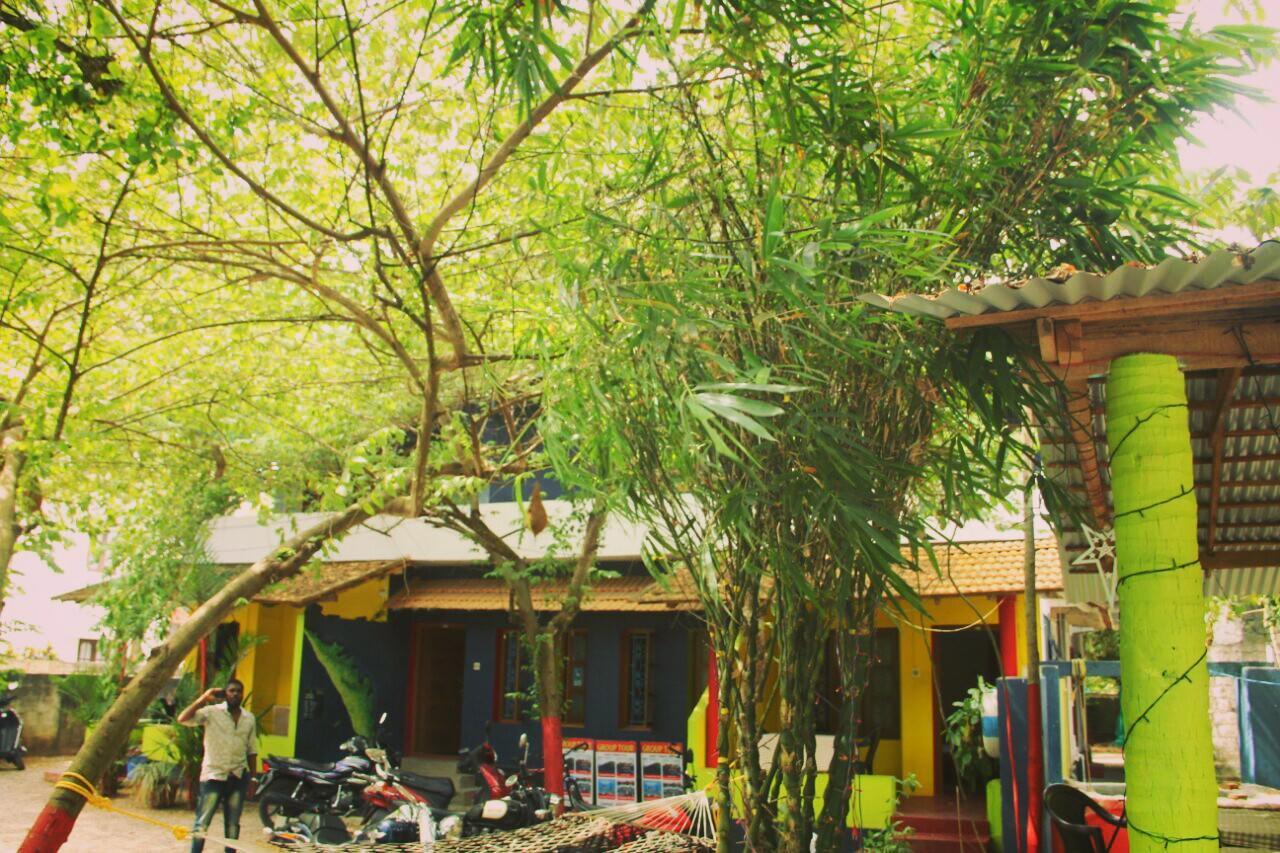 The Lungi Vibe Bed and Breakfast Varkala Exterior foto