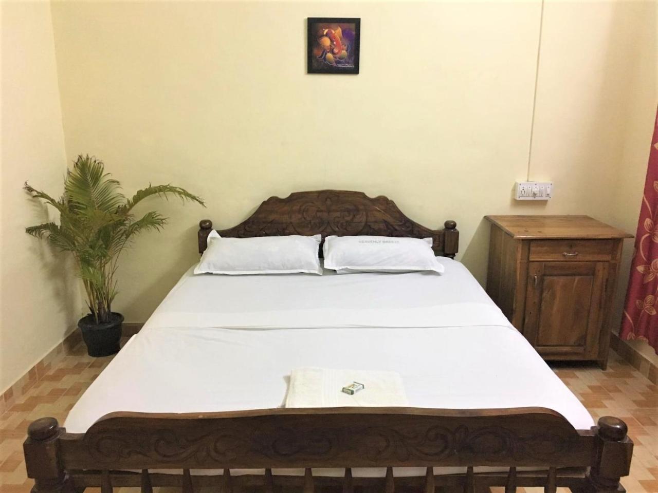 The Lungi Vibe Bed and Breakfast Varkala Exterior foto